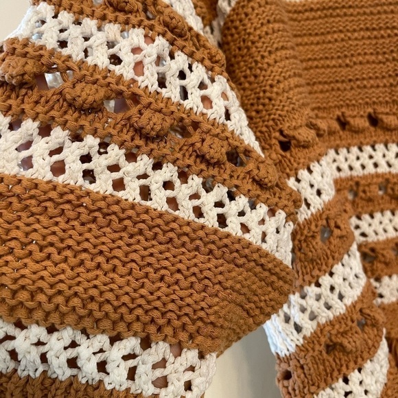 New - LOU & GREY fringe sweater - Picture 2 of 5